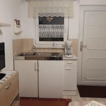 Ferienwohnung Fochler In Waltersdorf アパート *