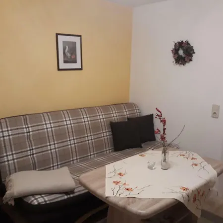 Ferienwohnung Fochler In Waltersdorf アパート